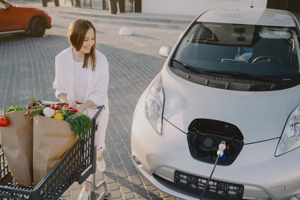 Vijf dingen waar je op moet letten als je een elektrische auto koopt voor in de stad